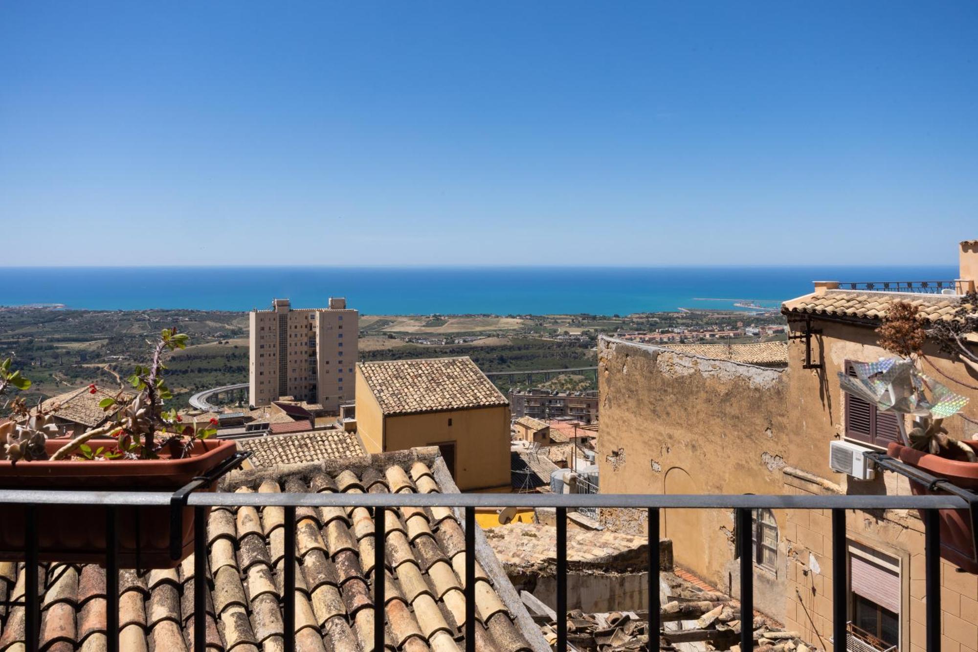 أغريجنتو Le Teste Di Moro Al Duomo المظهر الخارجي الصورة