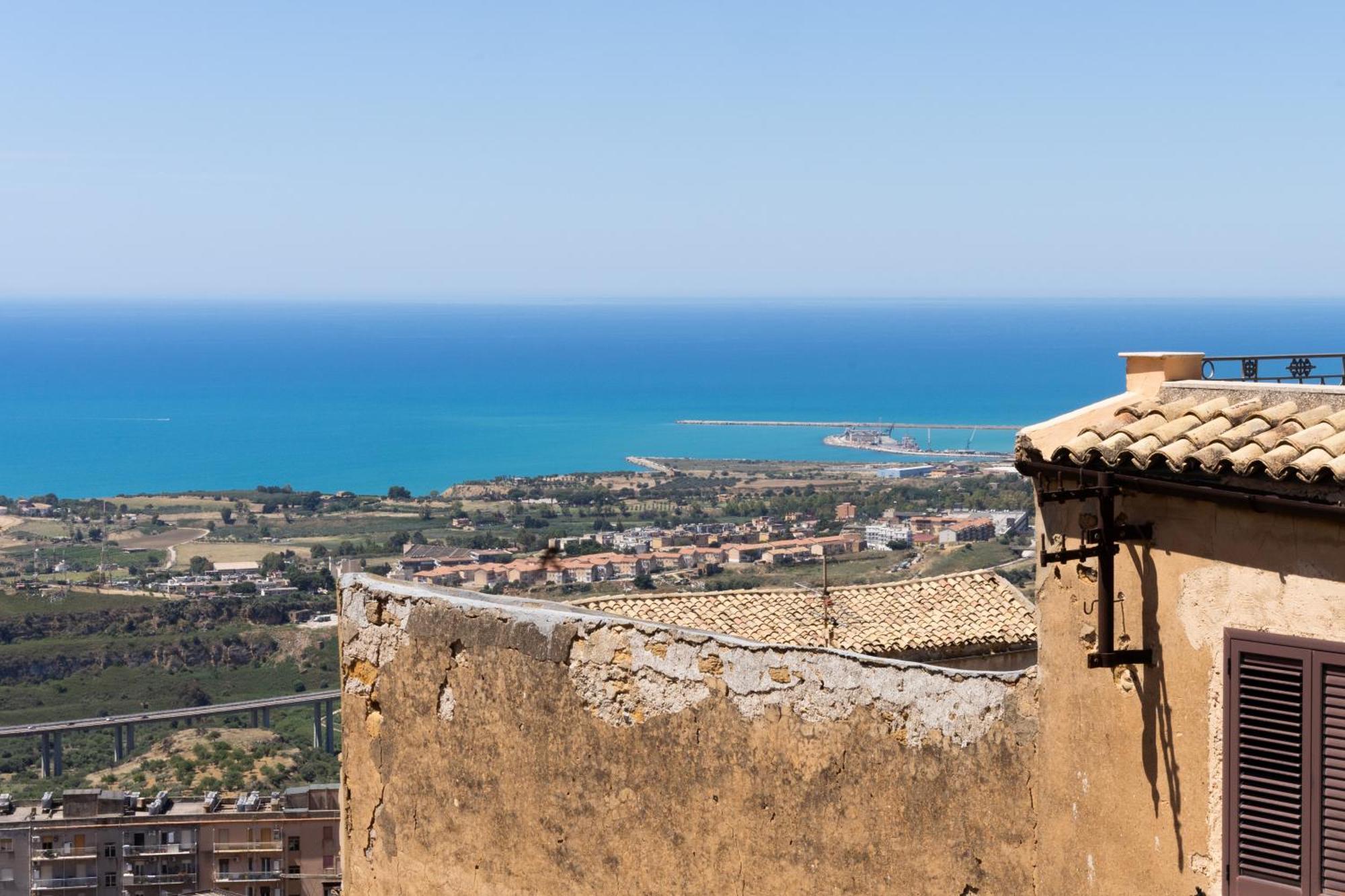 أغريجنتو Le Teste Di Moro Al Duomo المظهر الخارجي الصورة